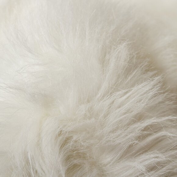 Luxe Home Decor Arlington Faux Sheepskin Circular Rug | 1-Piece | Off-white | 6' - Picture 5 of 5